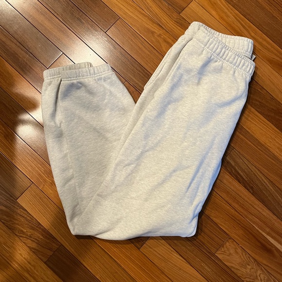 TNA Cozy Fleece Boyfriend Basic sweatpants - Picture 2 of 2